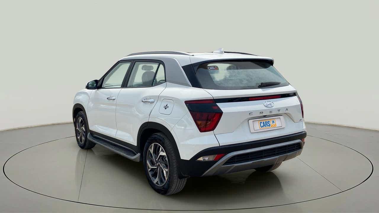 Rear three-quarter view of a Hyundai Creta 2018-2023