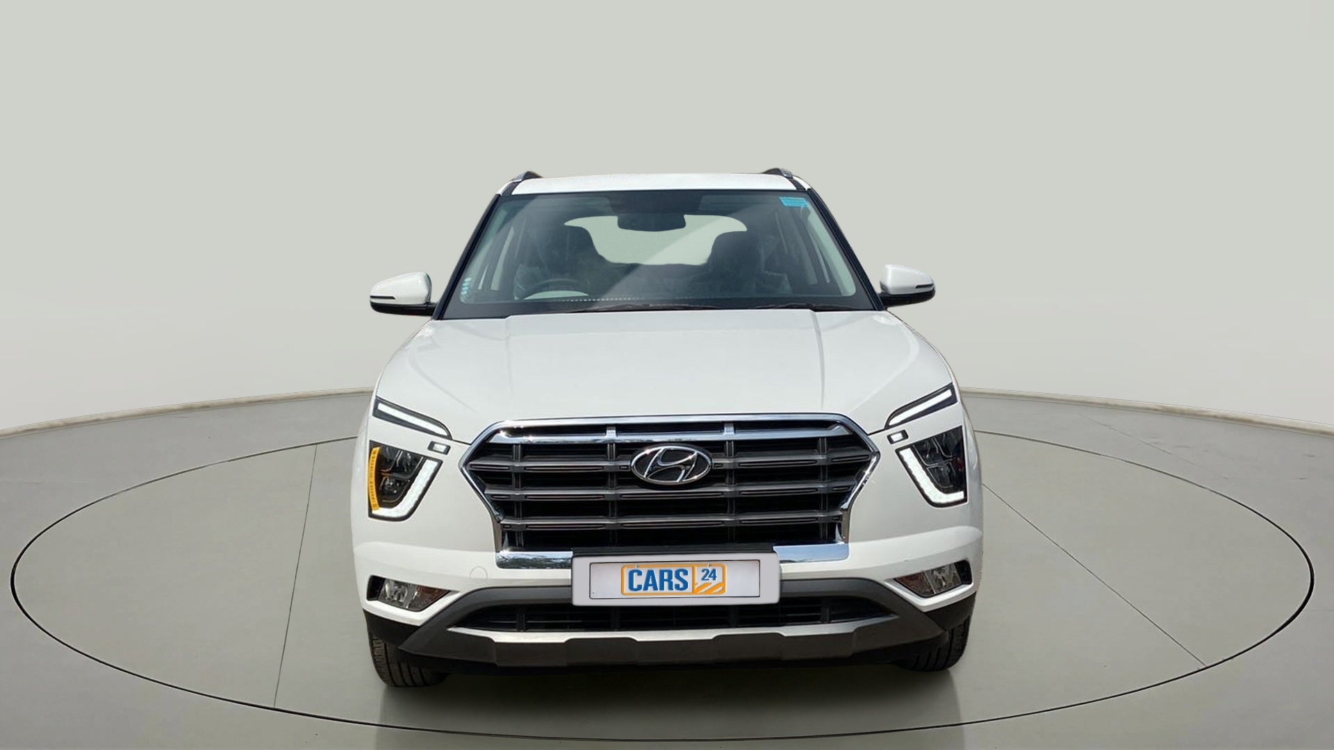 Front view of a Hyundai Creta 2018-2023