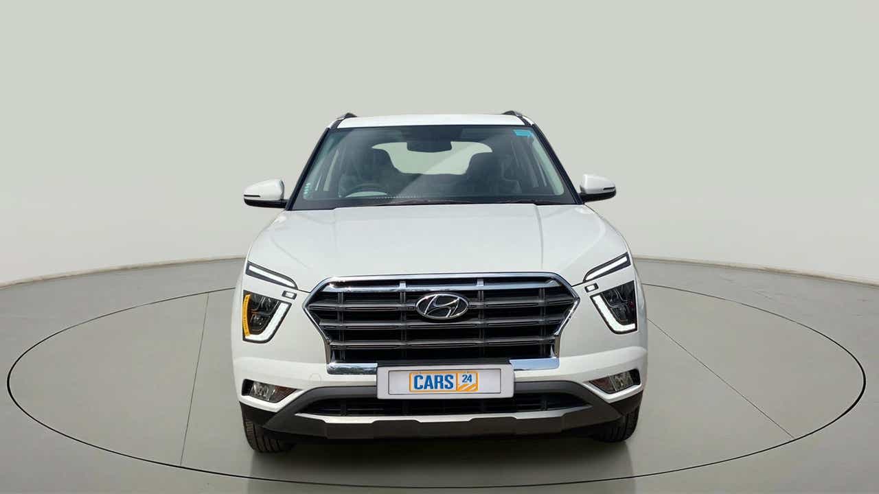 Front view of a Hyundai Creta 2018-2023