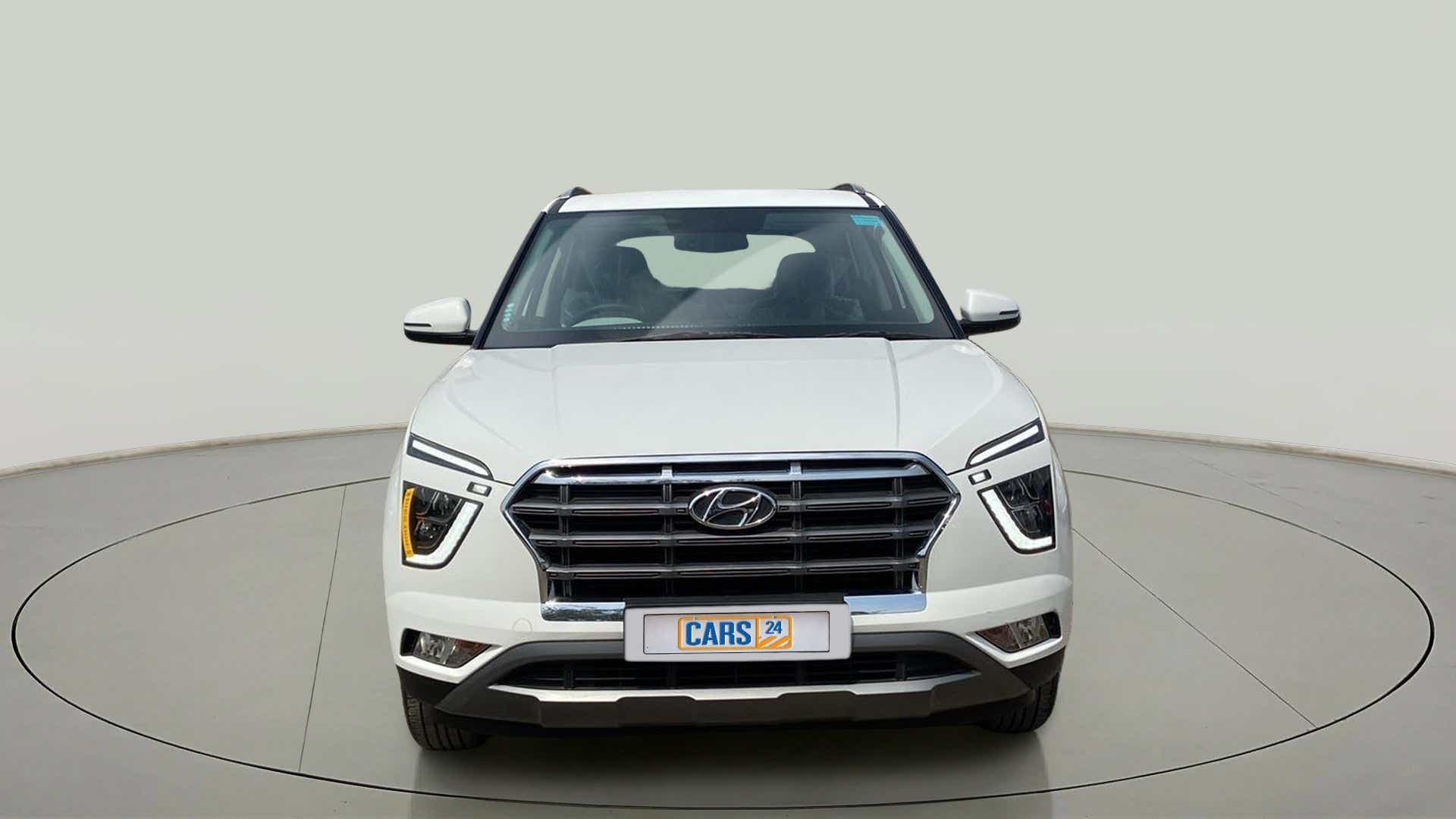 Front view of a Hyundai Creta 2018-2023