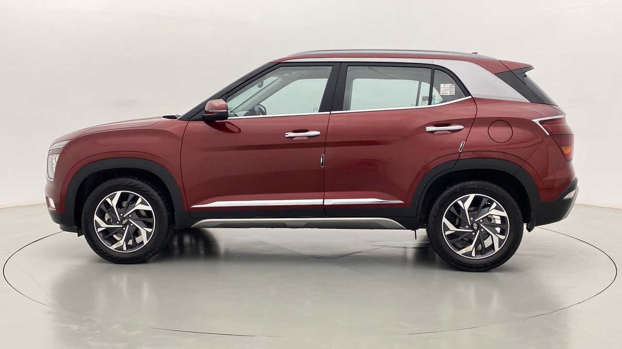 Side view of a Hyundai Creta 2018-2023
