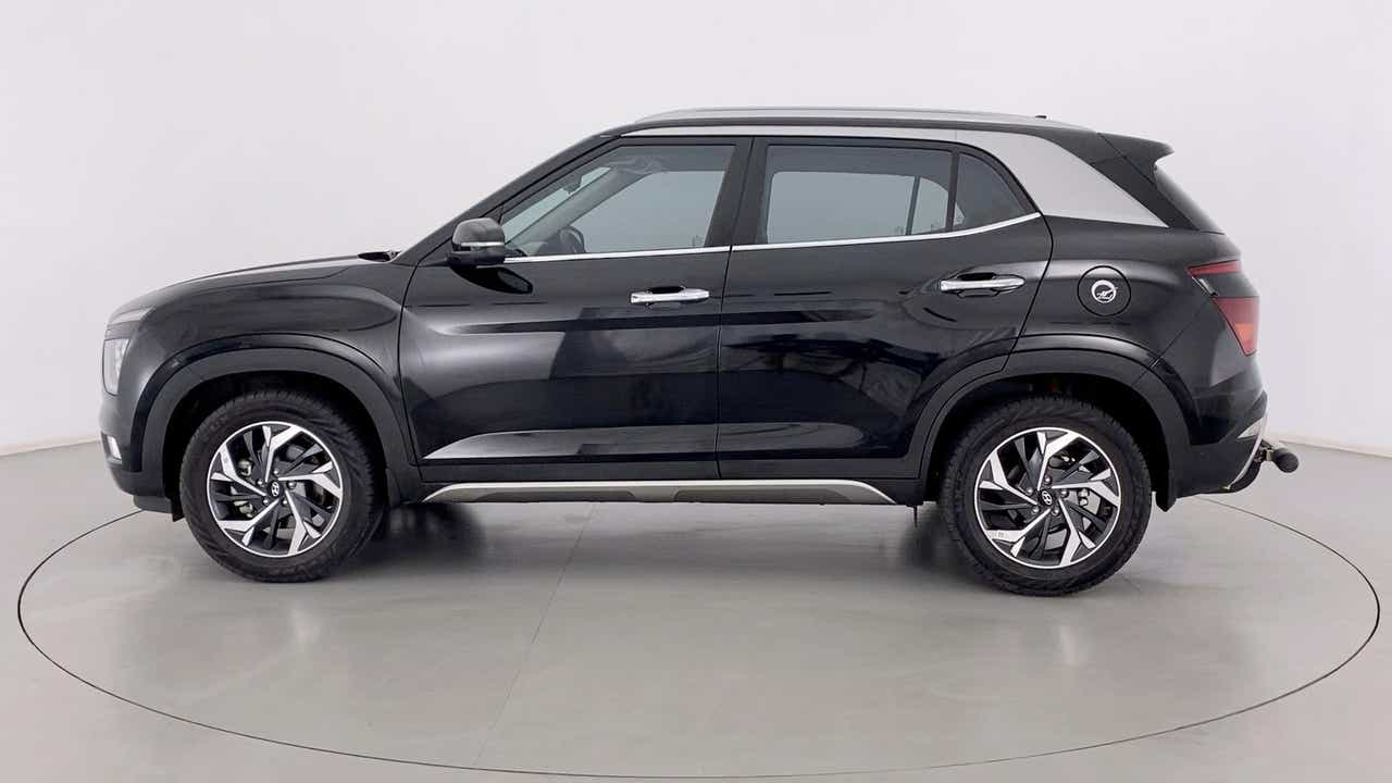 Side view of a Hyundai Creta 2018-2023