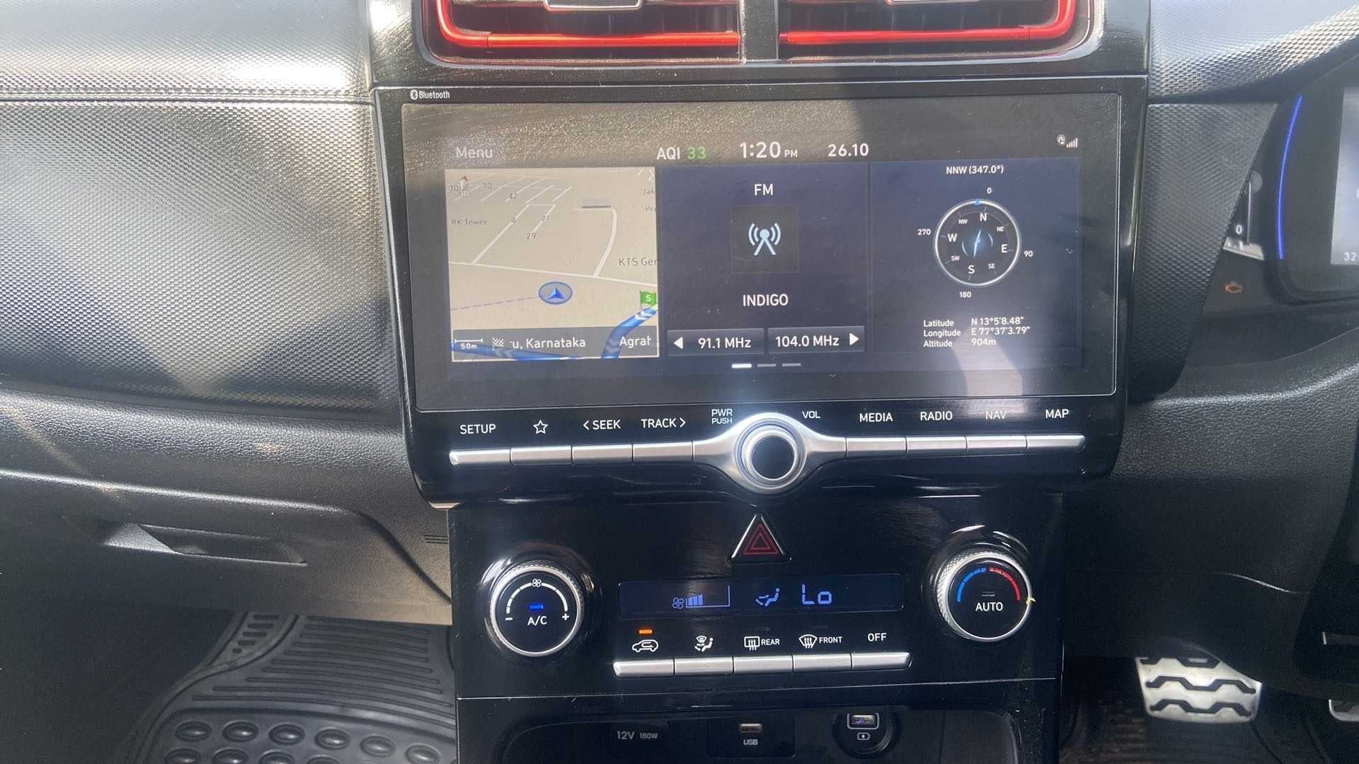 Dashboard central console display of a Hyundai Creta 2018-2023