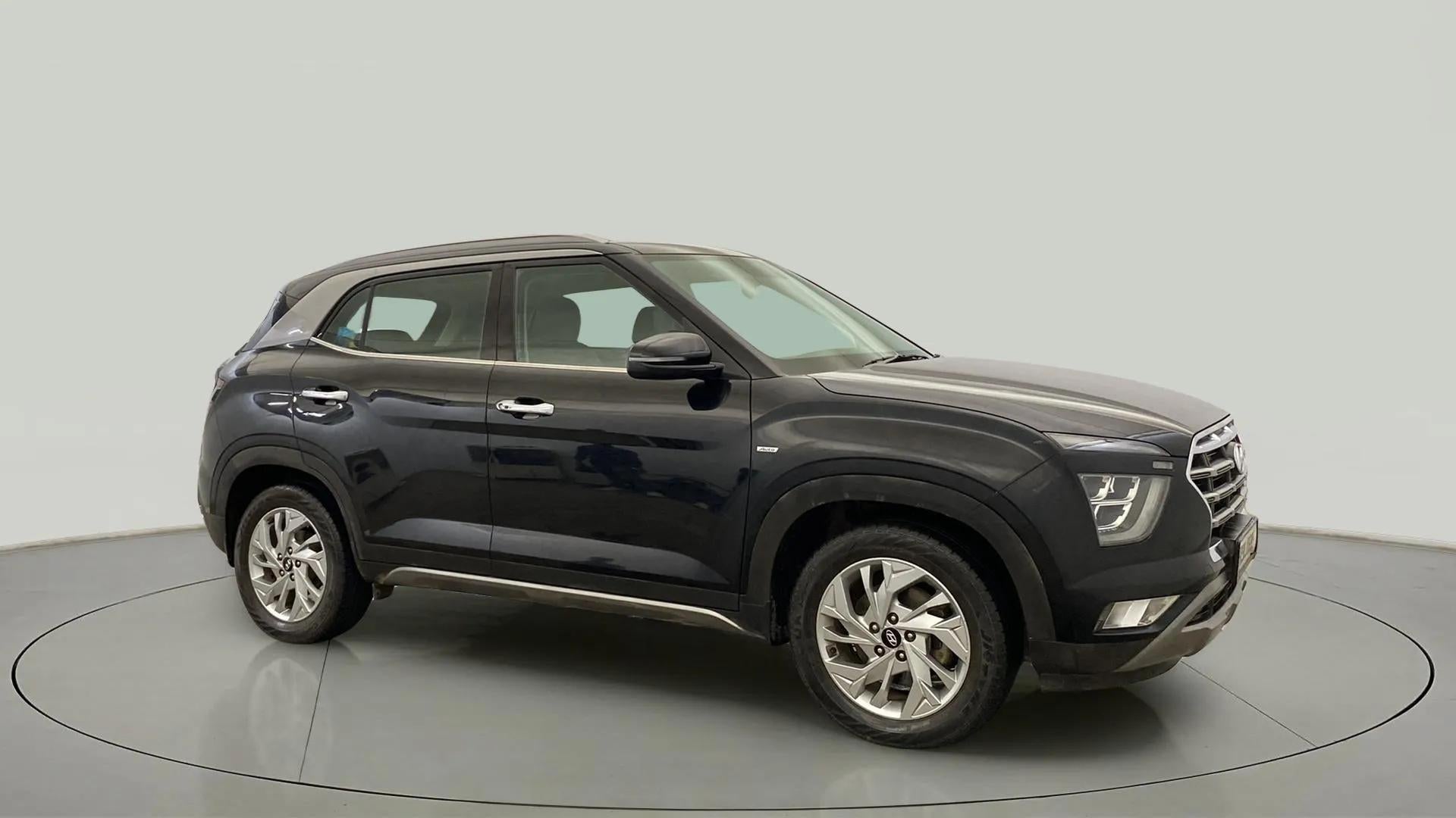 Side view of a Hyundai Creta 2018-2023