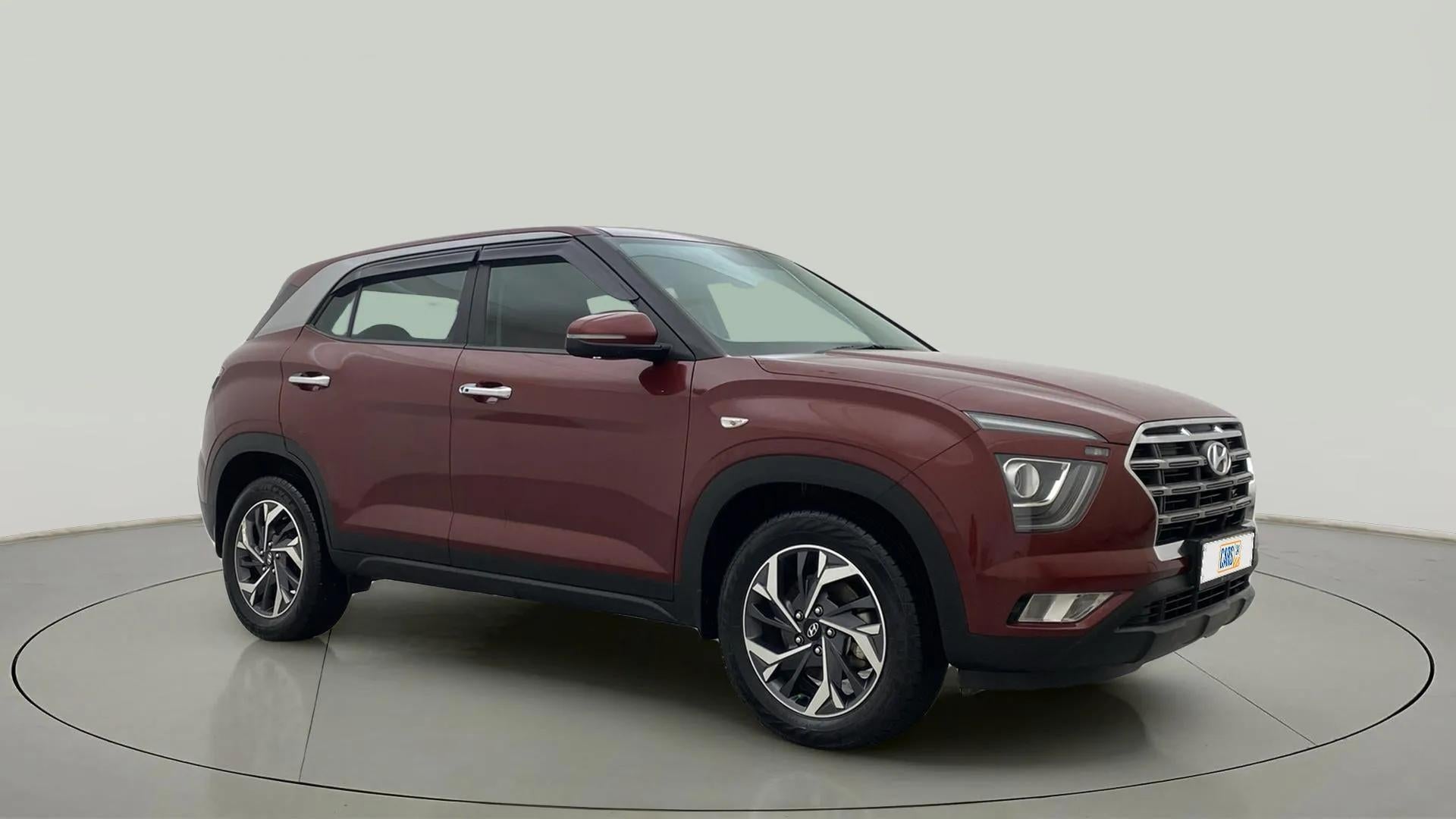 Front side view of a Hyundai Creta 2018-2023