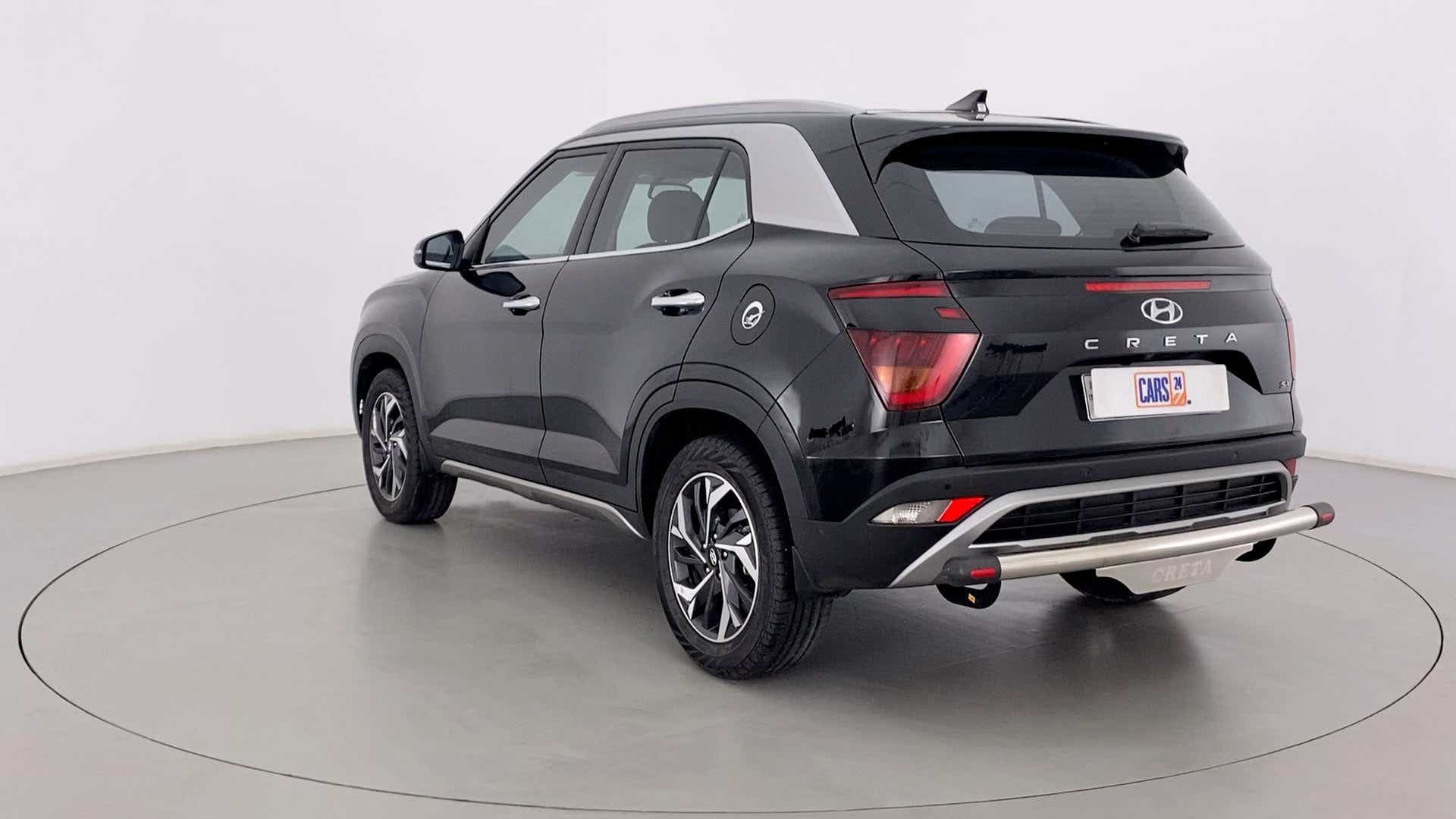 Rear three-quarter of a Hyundai Creta 2018-2023