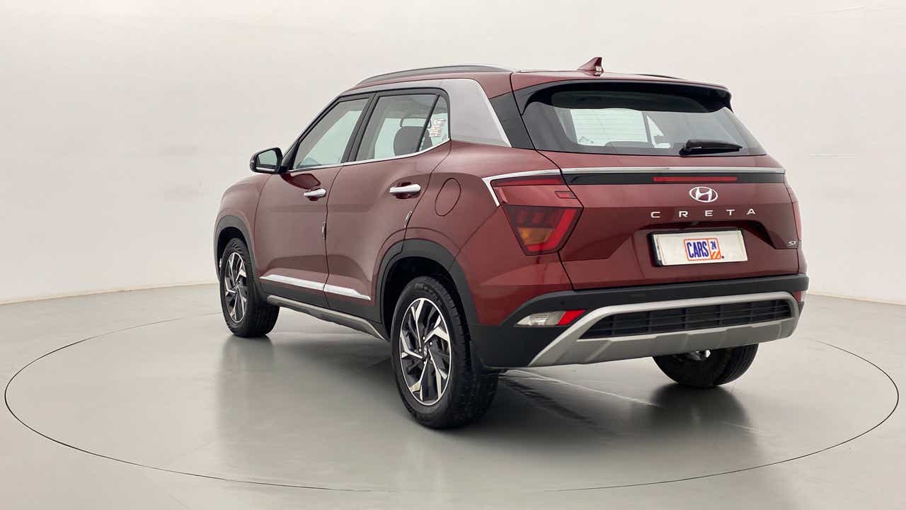 Rear three-quarter view of a Hyundai Creta 2018-2023