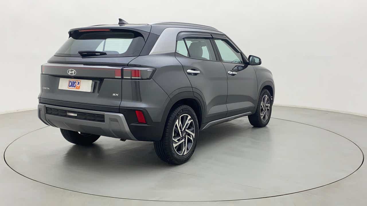 Rear three-quarter view of a Hyundai Creta SX