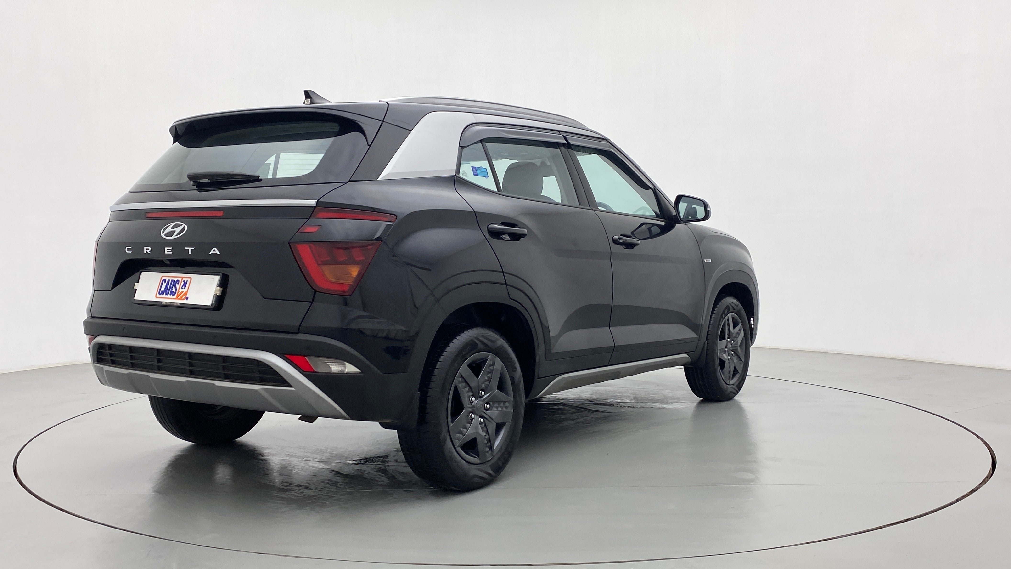 Rear three-quarter view of a Hyundai Creta 2018-2023