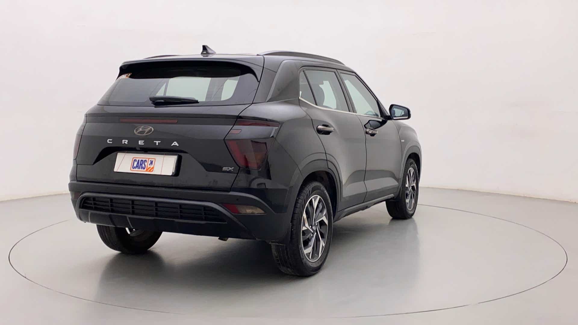 Rear three-quarter view of a Hyundai Creta 2018-2023