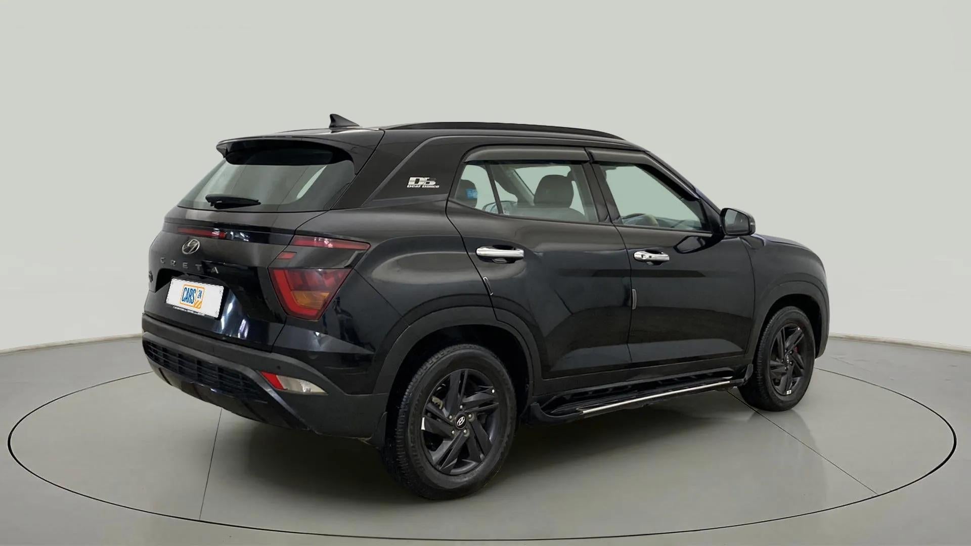 Rear three-quarter view of a Hyundai Creta 2018-2023