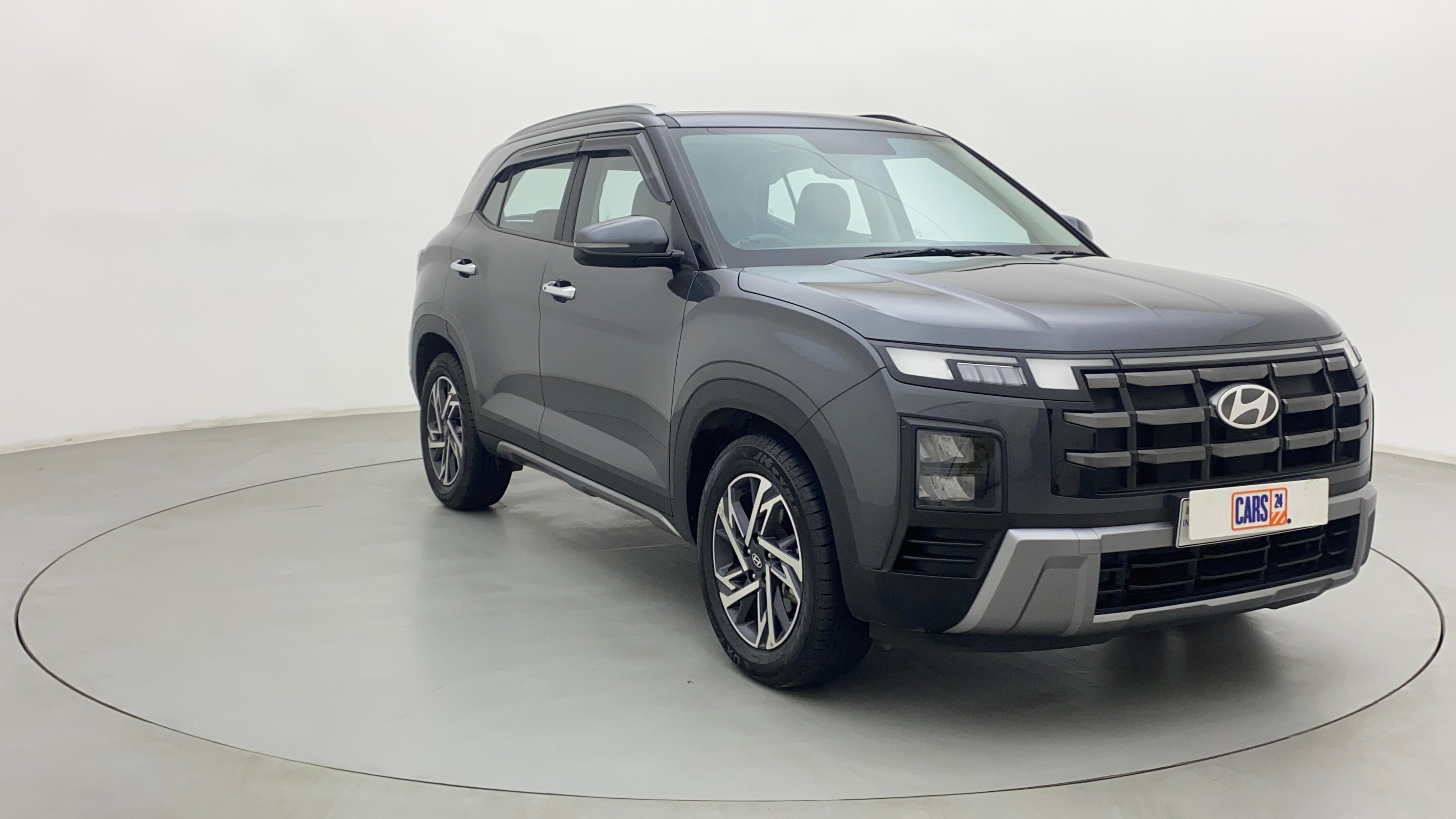 Front three-quarter view of a Hyundai Creta