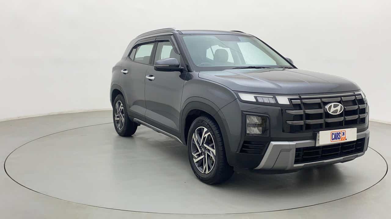 Front three-quarter view of a Hyundai Creta