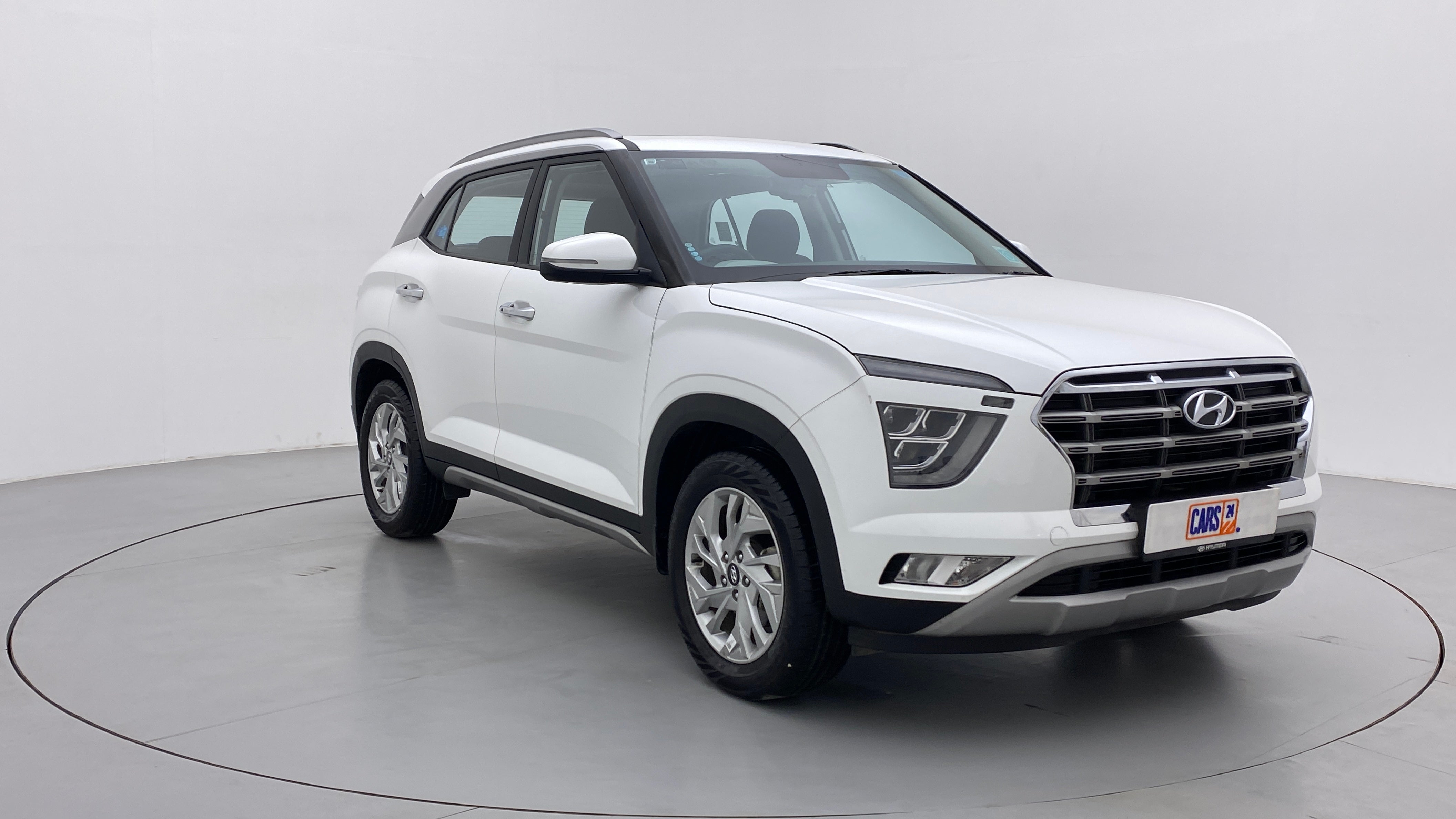 Front three-quarter of a Hyundai Creta 2018-2023