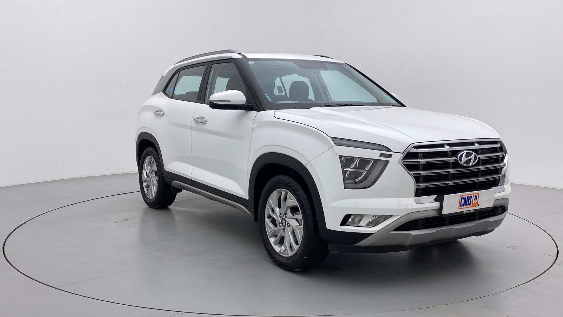 Front three-quarter of a Hyundai Creta 2018-2023