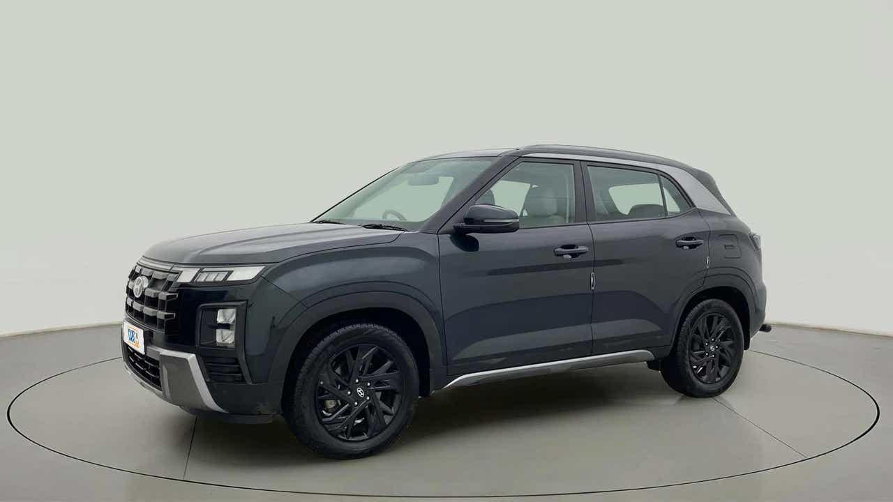 Front three-quarter view of a Hyundai Creta