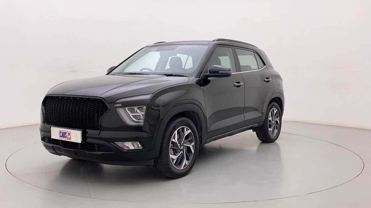 Front three-quarter view of a Hyundai Creta 2018-2023