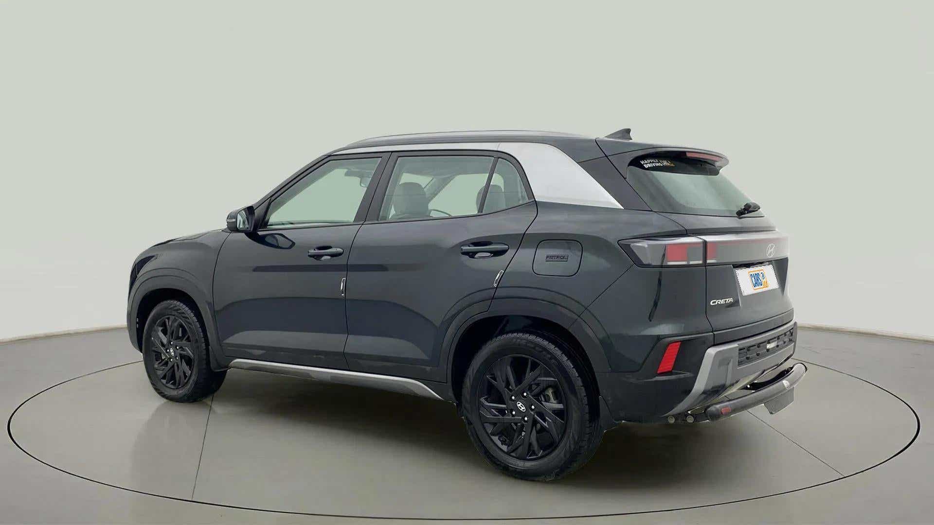 Rear three-quarter view of a Hyundai Creta