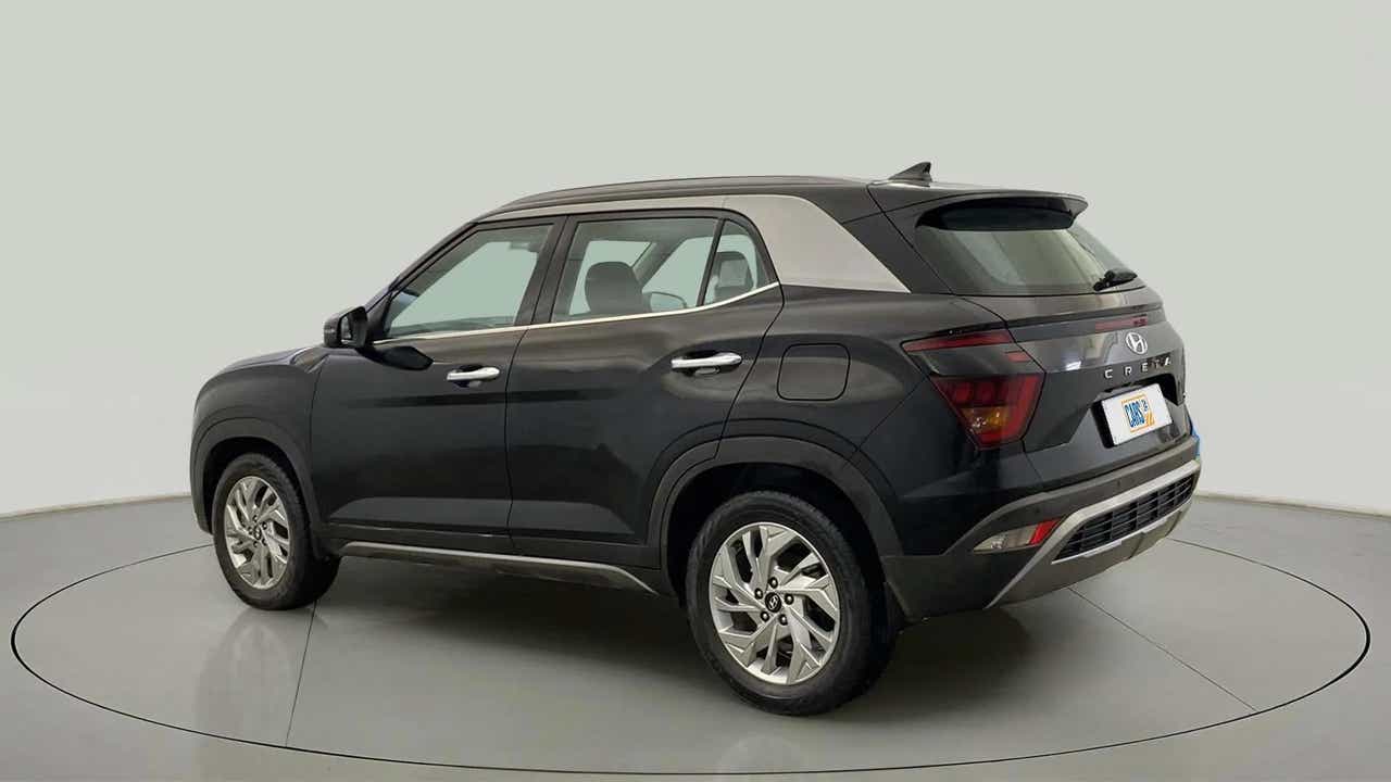 Rear three-quarter view of a Hyundai Creta 2018-2023