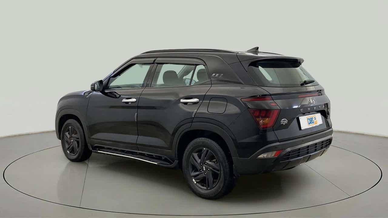 Rear three-quarter view of a Hyundai Creta 2018-2023