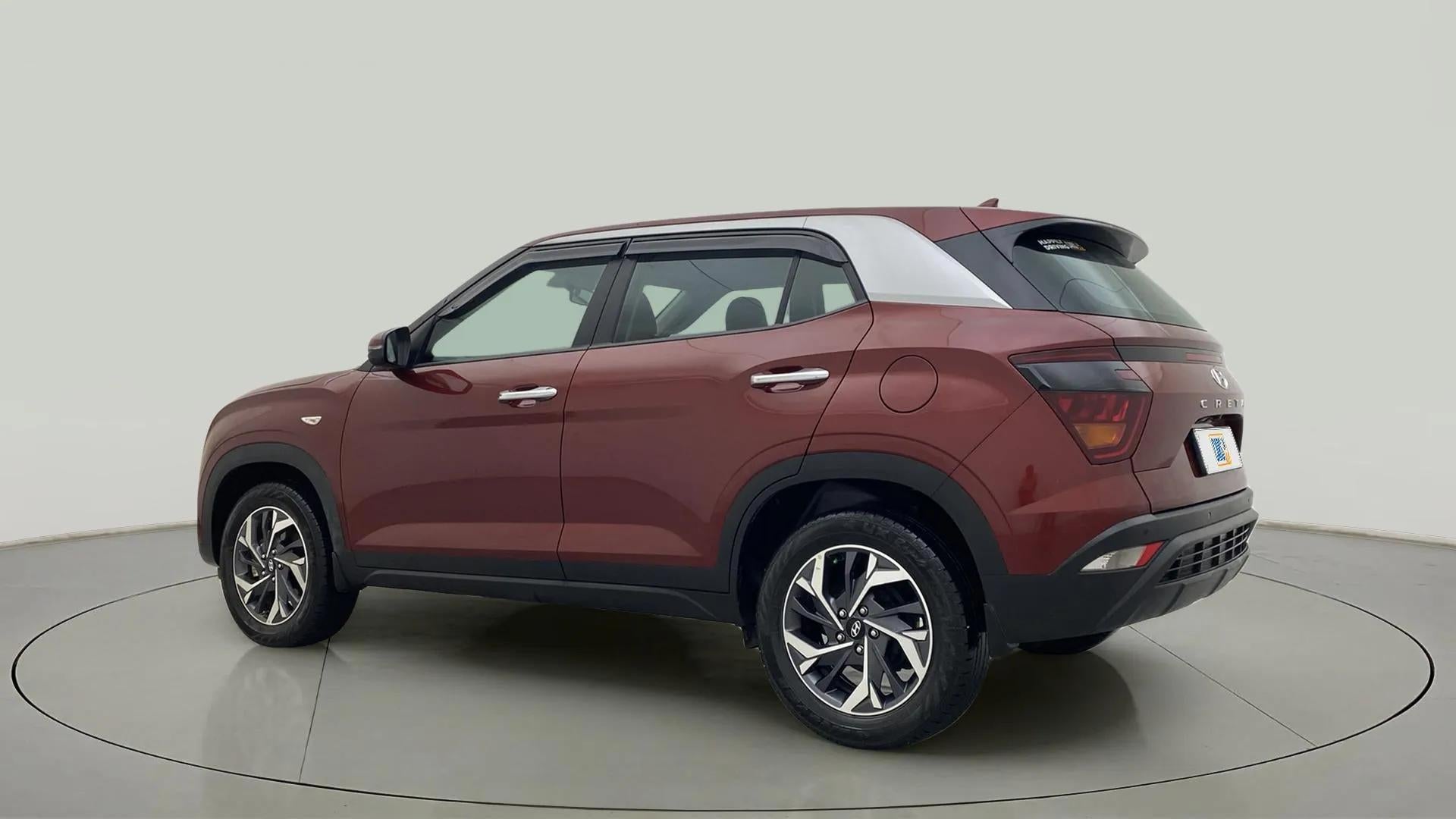 Rear three-quarter view of a Hyundai Creta 2018-2023