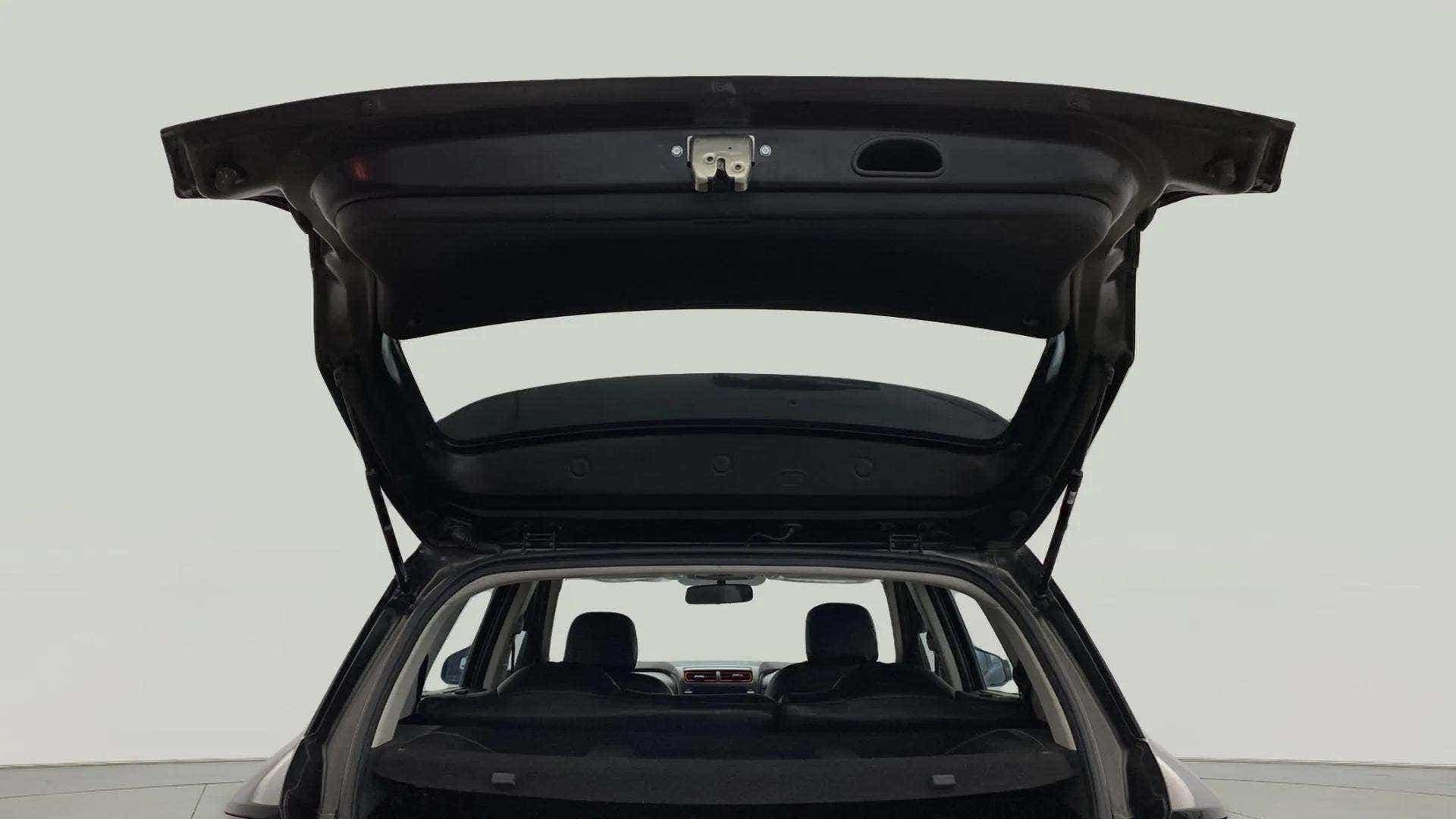 Open boot view of a Hyundai Creta 2018-2023