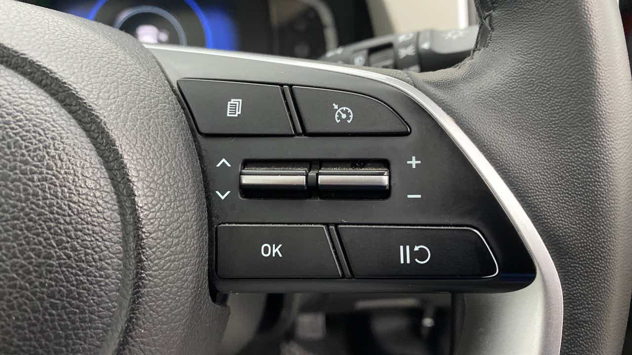 Steering wheel control buttons of a Hyundai Creta 2018-2023