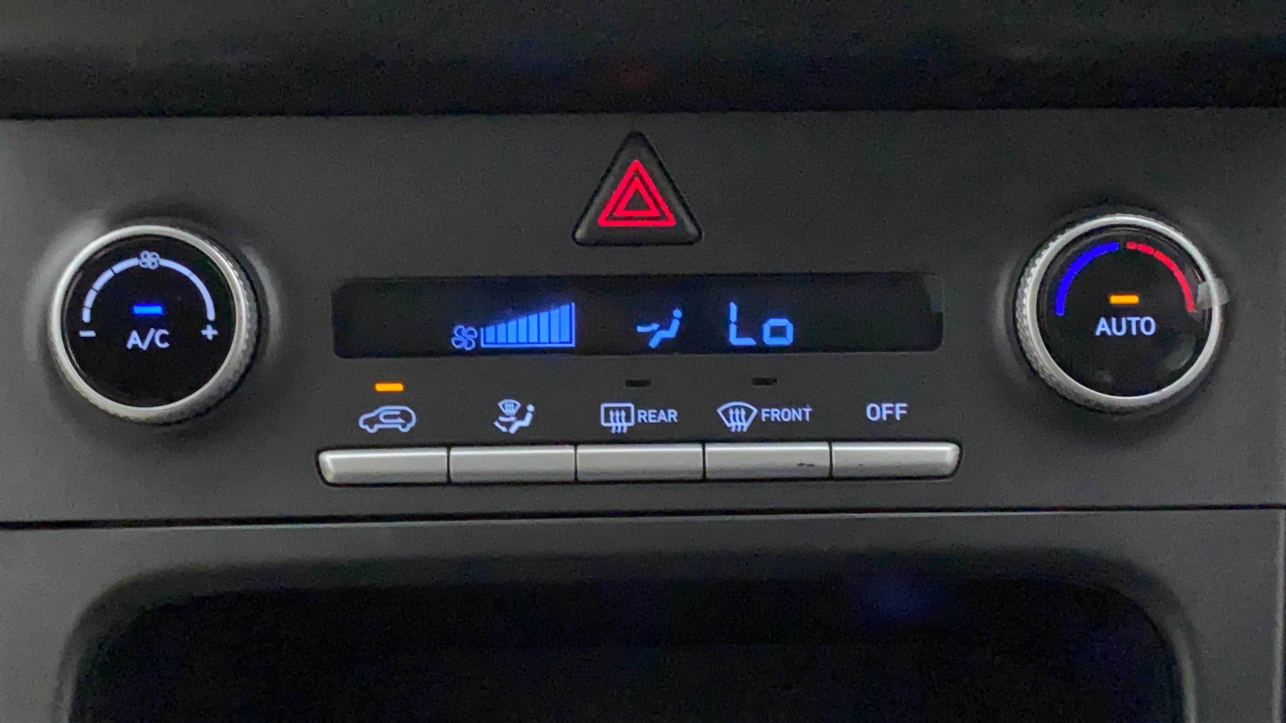 Dashboard ac control panel of a Hyundai Creta 2018-2023