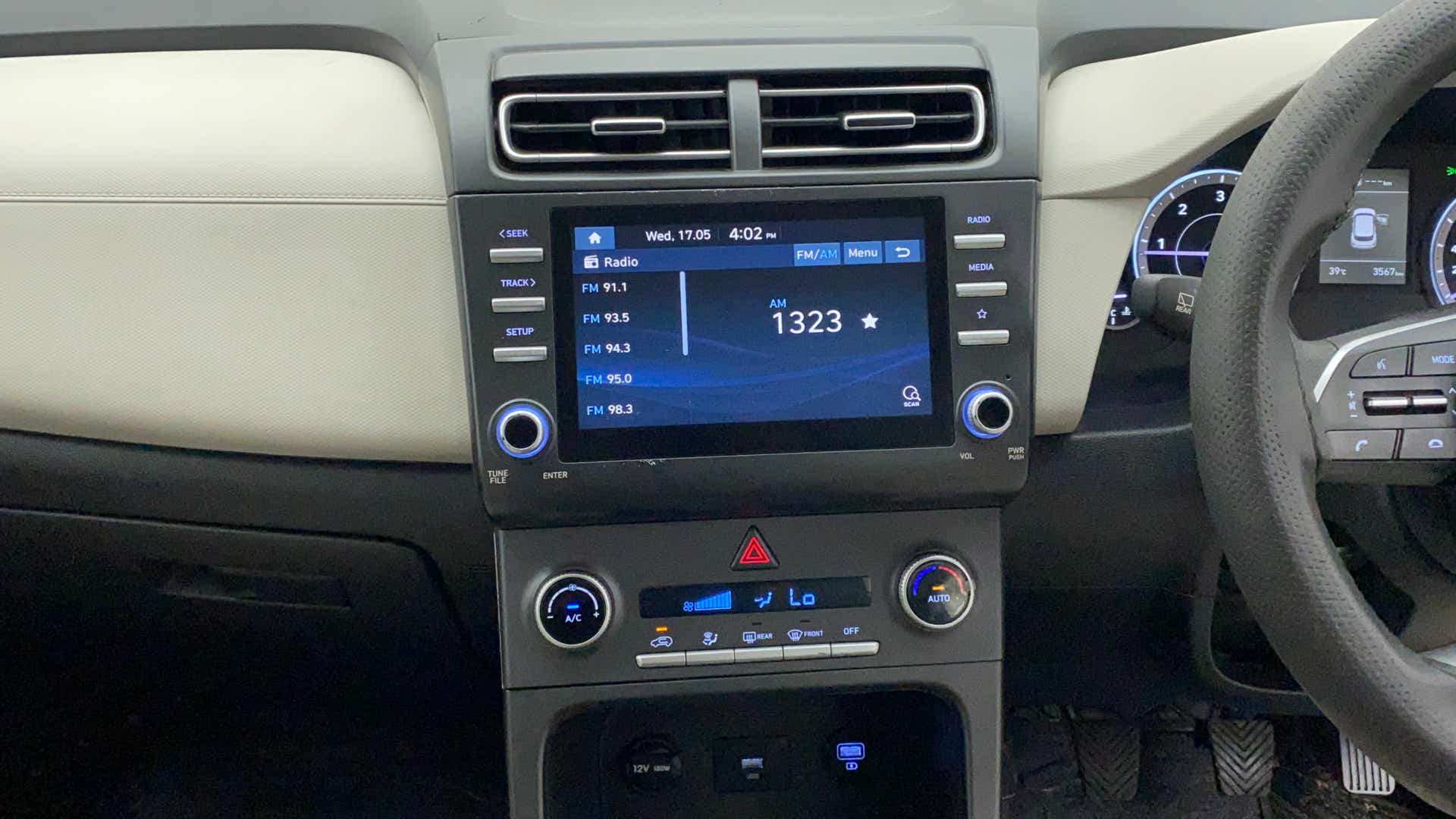Interior dashboard of a Hyundai Creta 2018-2023