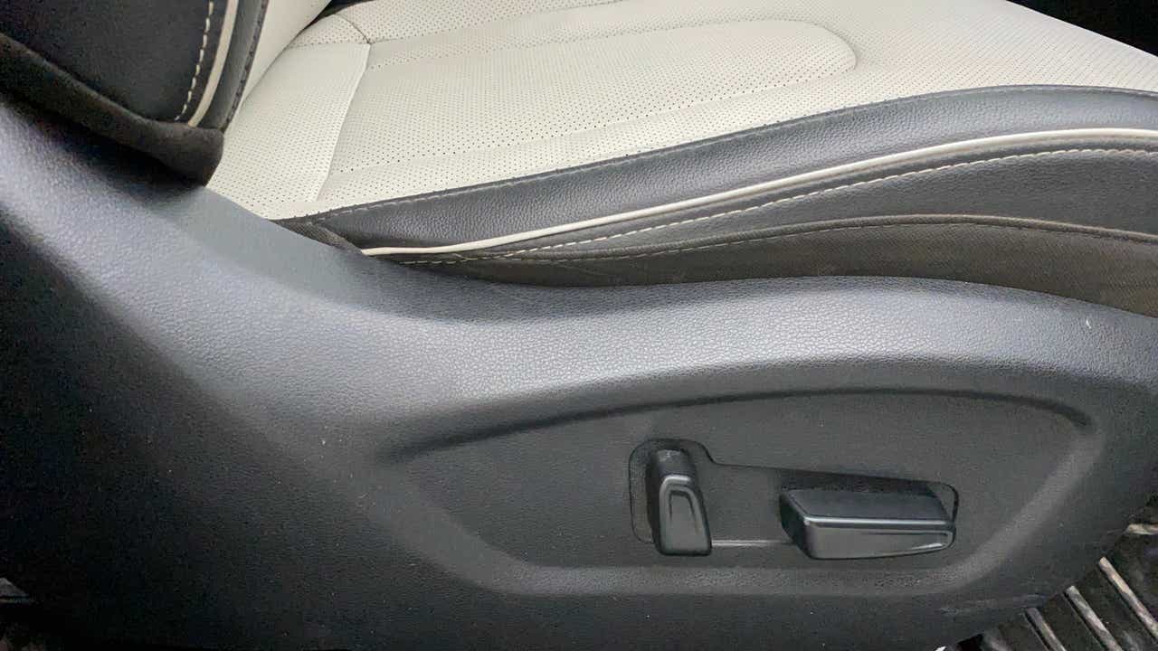 Close-up of the seat side adjustment controls of a Hyundai Creta 2018-2023