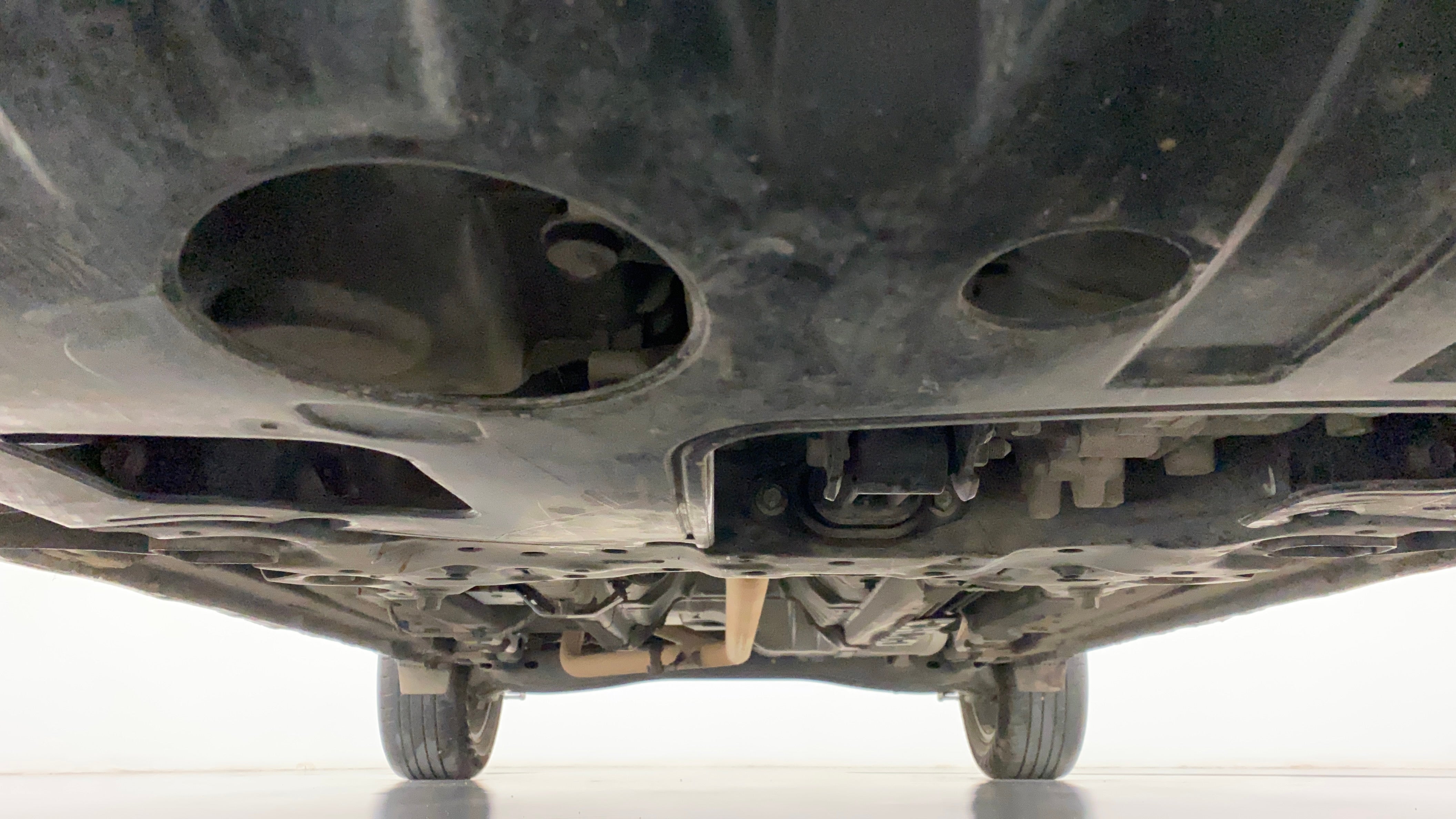 Undercarriage view of a Hyundai Creta 2018-2023