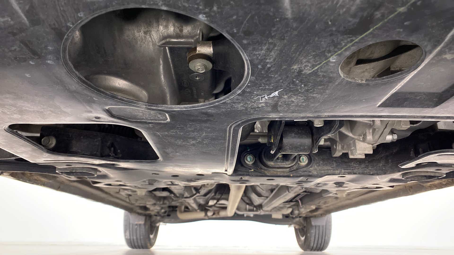 Undercarriage view of a Hyundai Creta 2018-2023