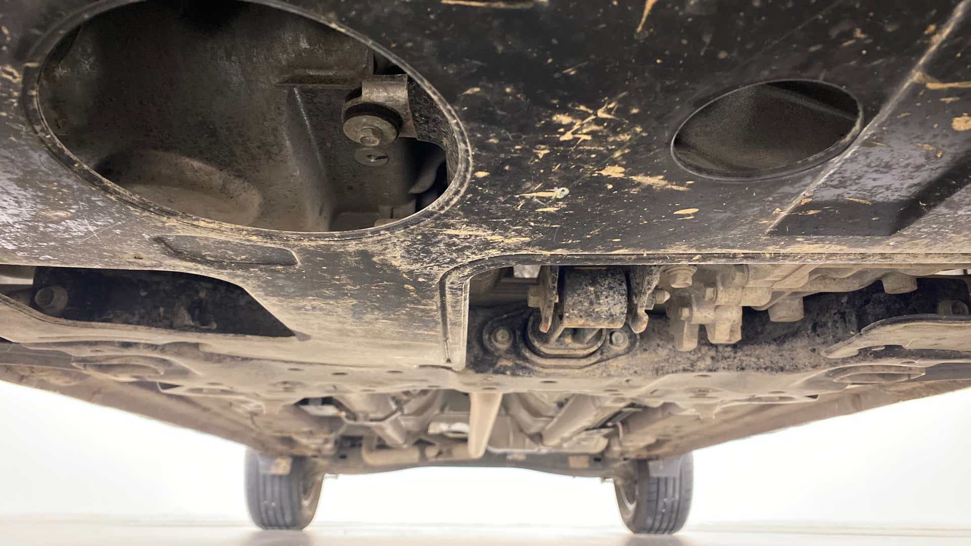 Undercarriage view of a Hyundai Creta 2018-2023