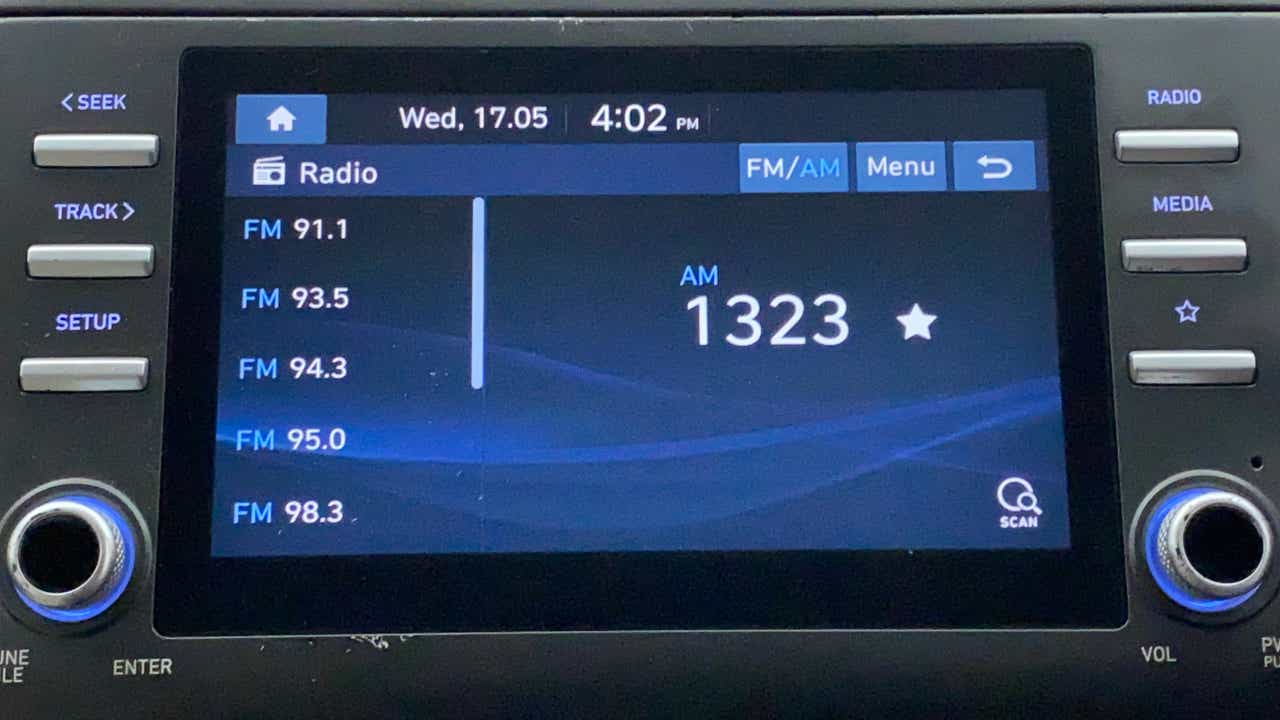 Car radio display screen of a Hyundai Creta 2018-2023