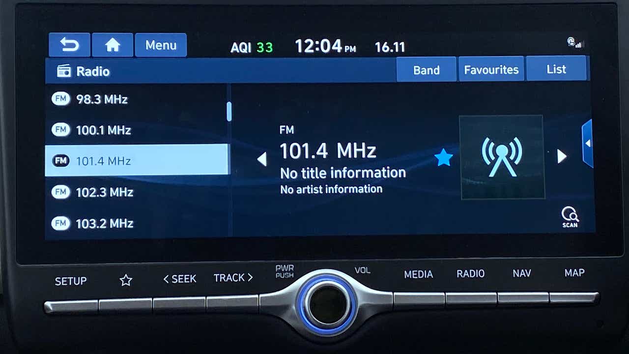 Infotainment system radio screen of a Hyundai Creta 2018-2023