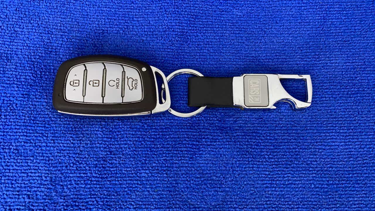 Car key fob of a Hyundai Creta 2018-2023