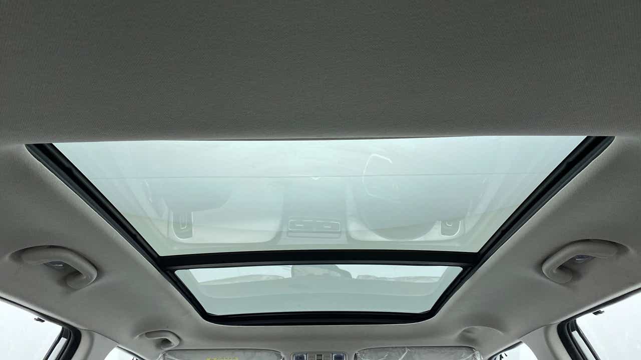 Sunroof interior view of a Hyundai Creta 2018-2023