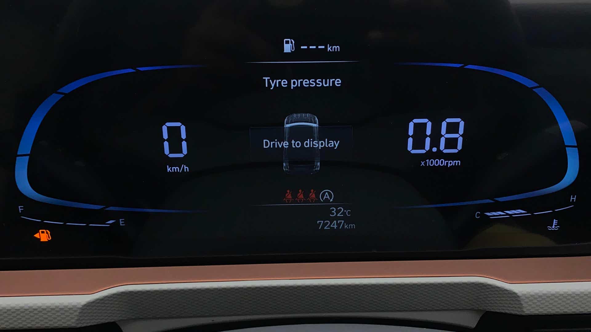 Instrument cluster display of a Hyundai Creta