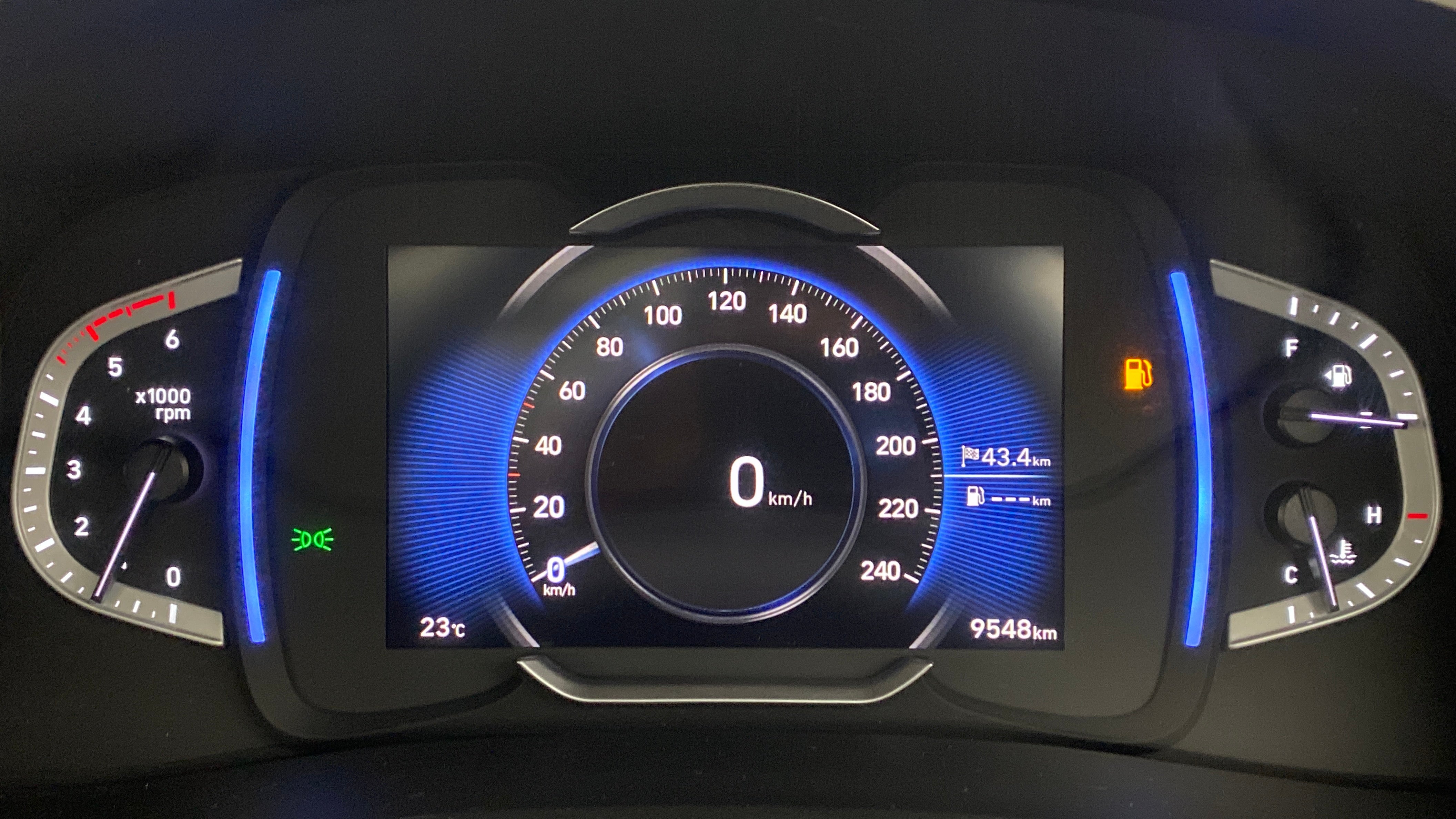 Instrument cluster of a Hyundai Creta 2018-2023