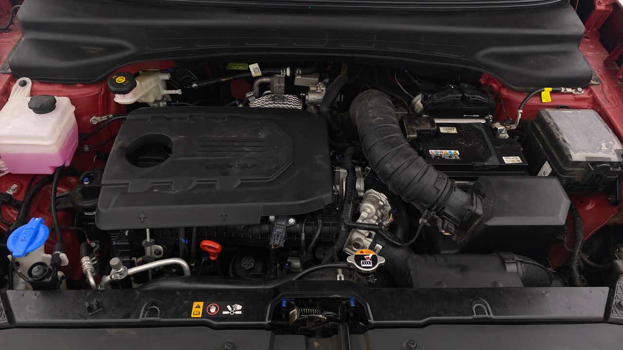 Engine bay of a Hyundai Creta 2018-2023