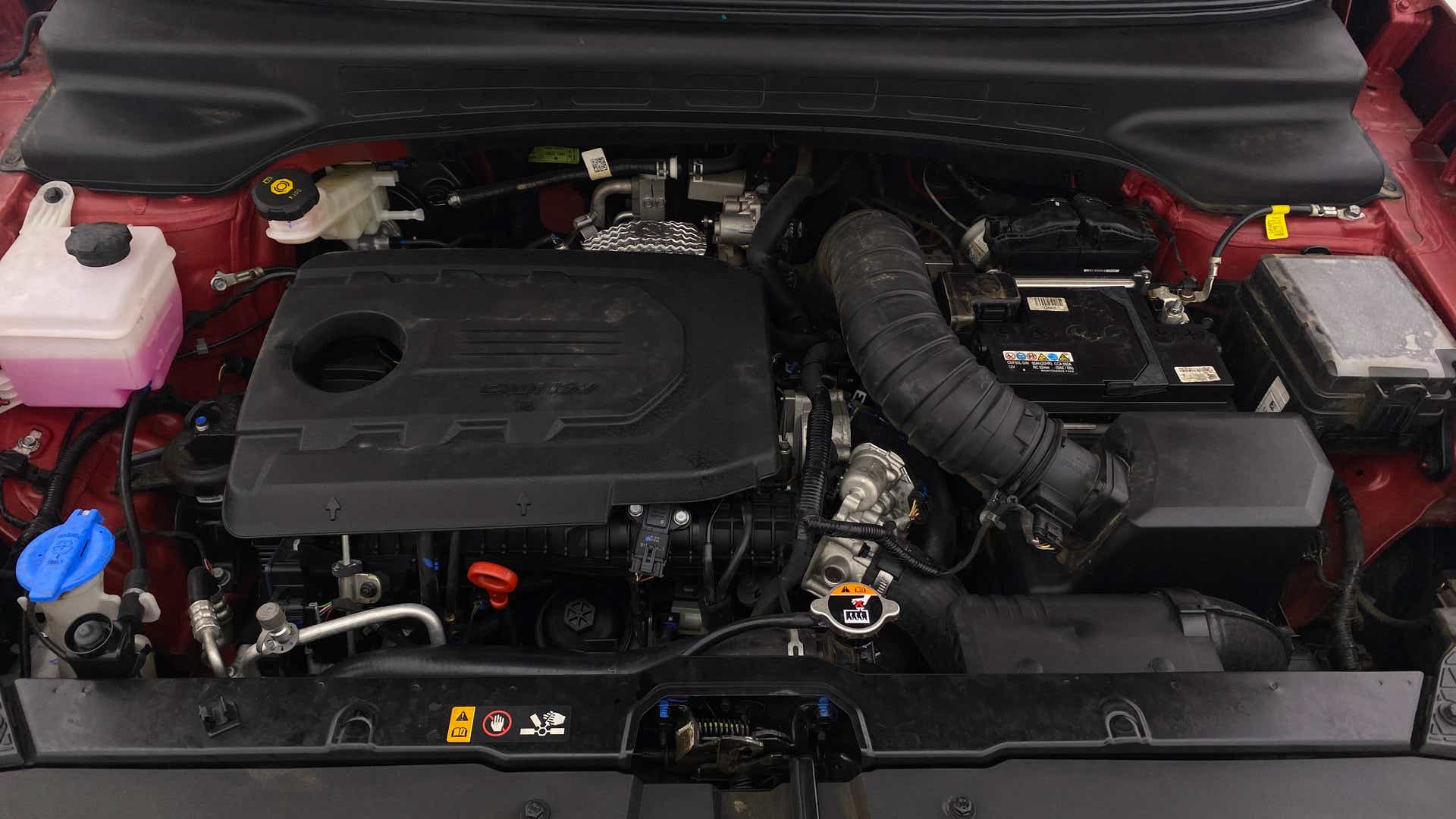 Engine bay of a Hyundai Creta 2018-2023