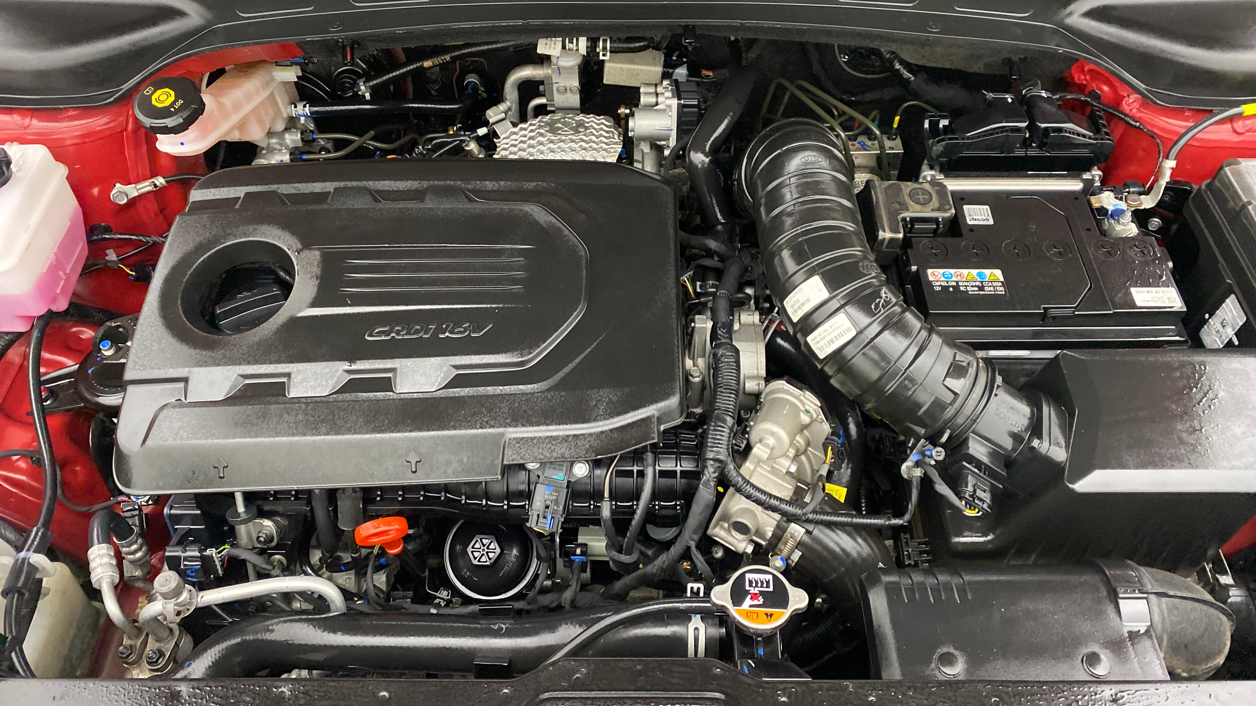 Engine bay of a Hyundai Creta 2018-2023