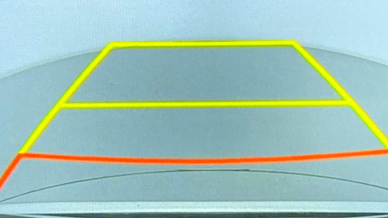 Reverse parking camera view of a Hyundai Creta 2018-2023