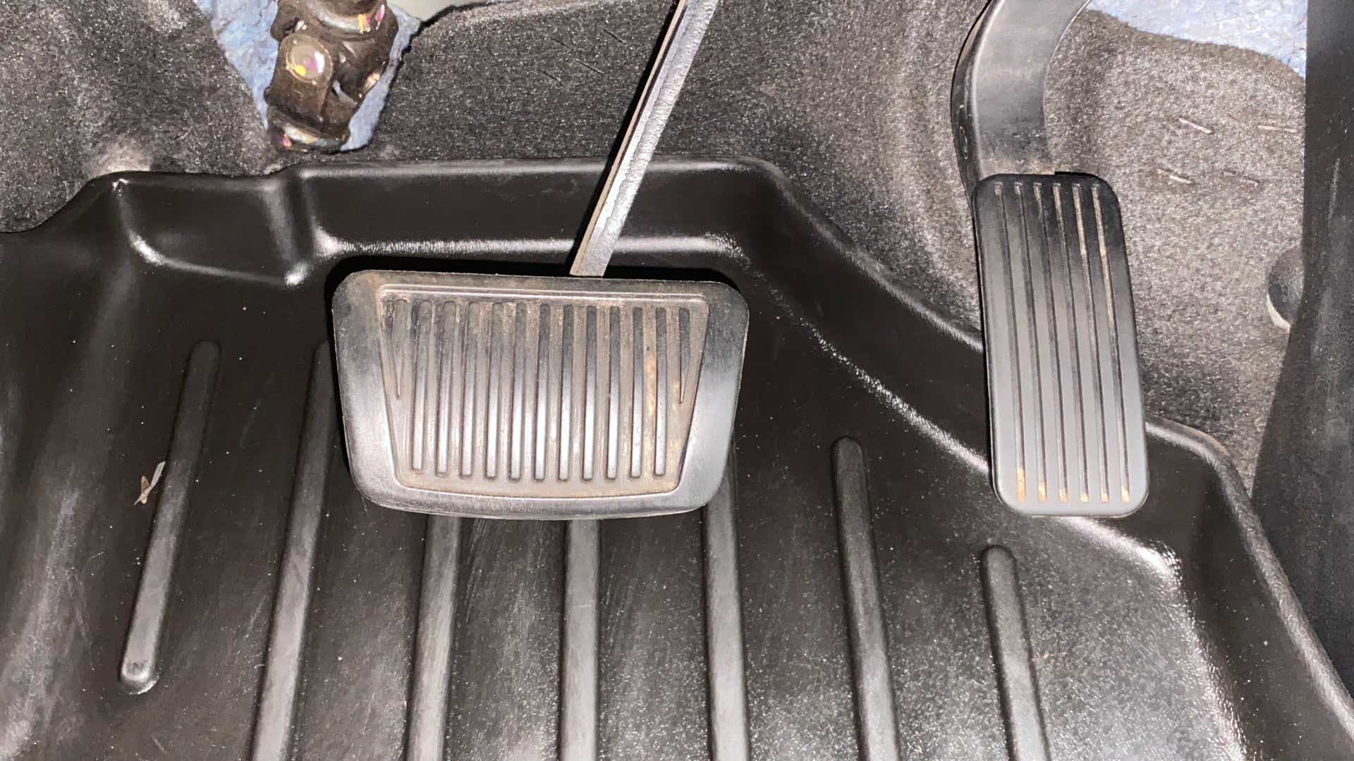 Foot pedal area of a Hyundai Creta 2018-2023