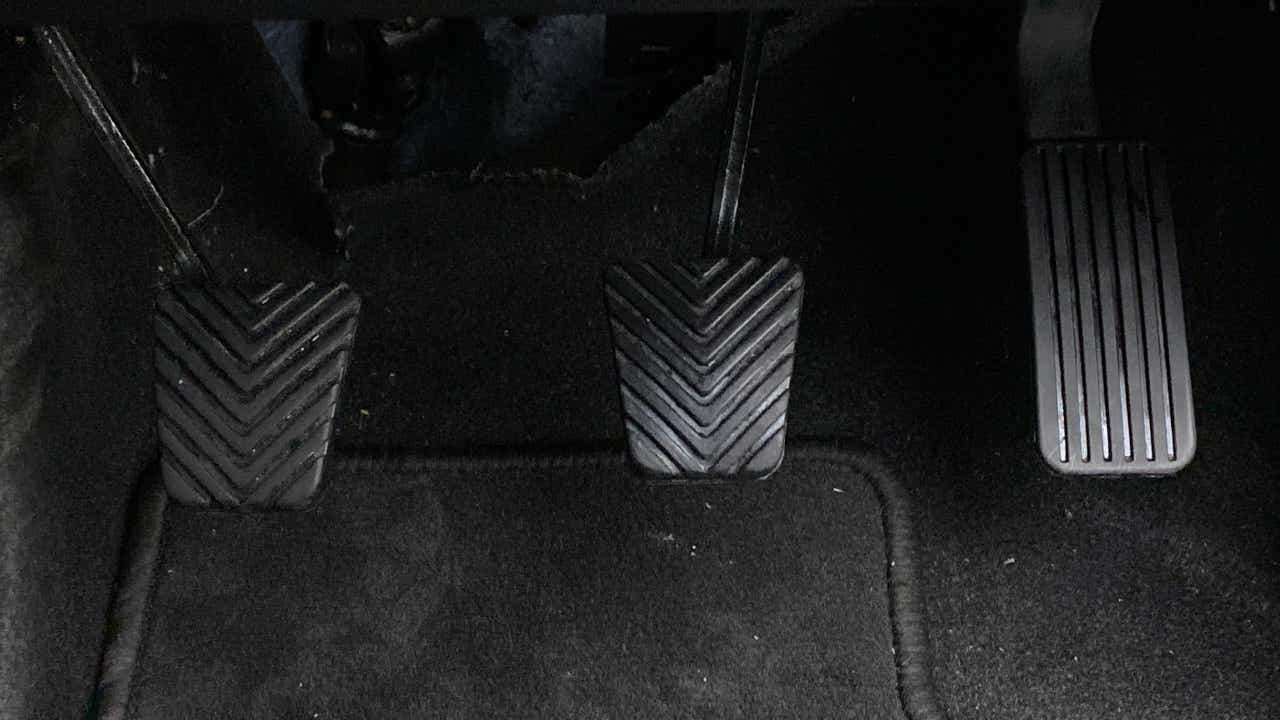 Foot pedals of a Hyundai Creta 2018-2023