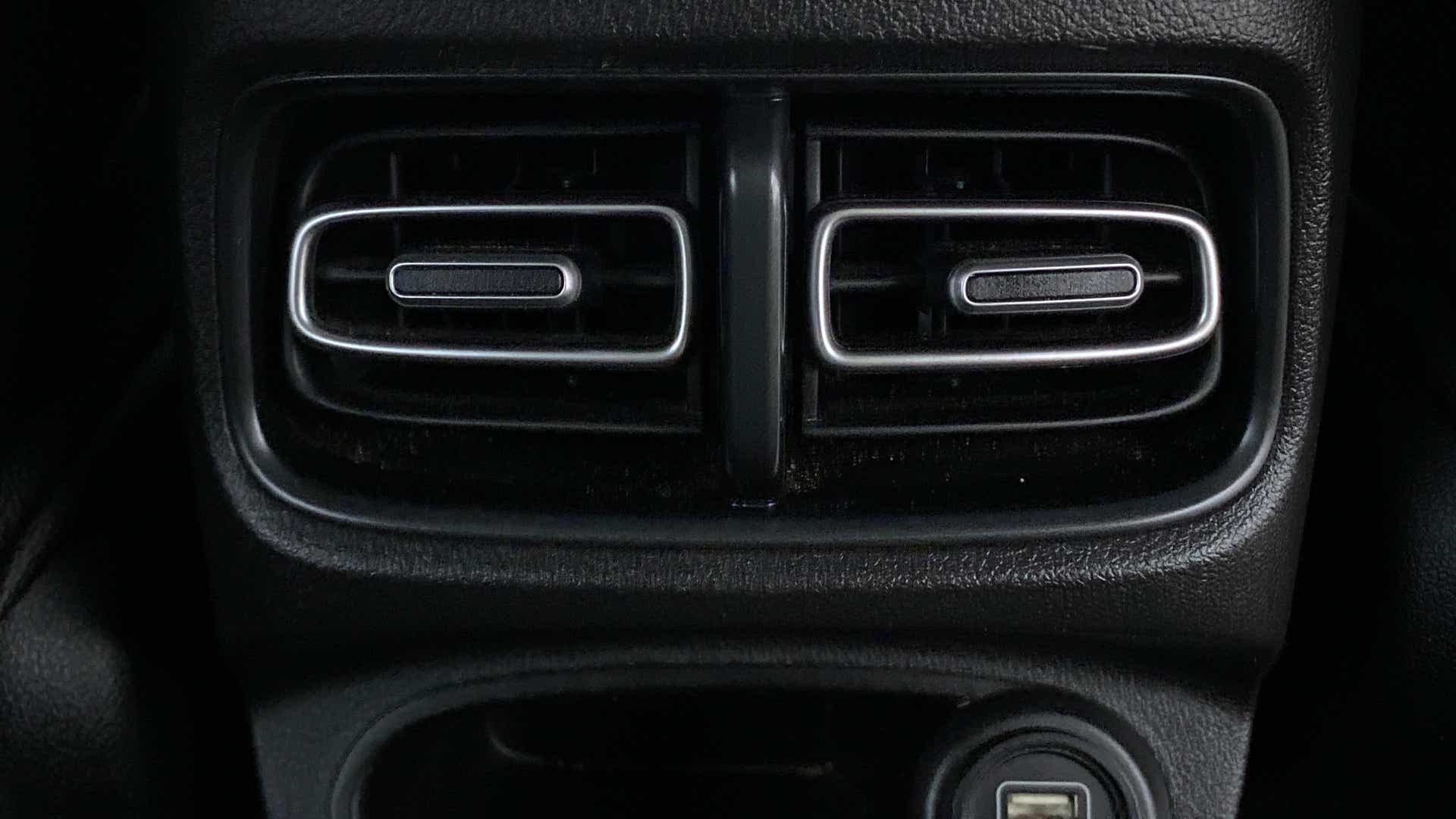Air vent controls of a Hyundai Creta 2018-2023
