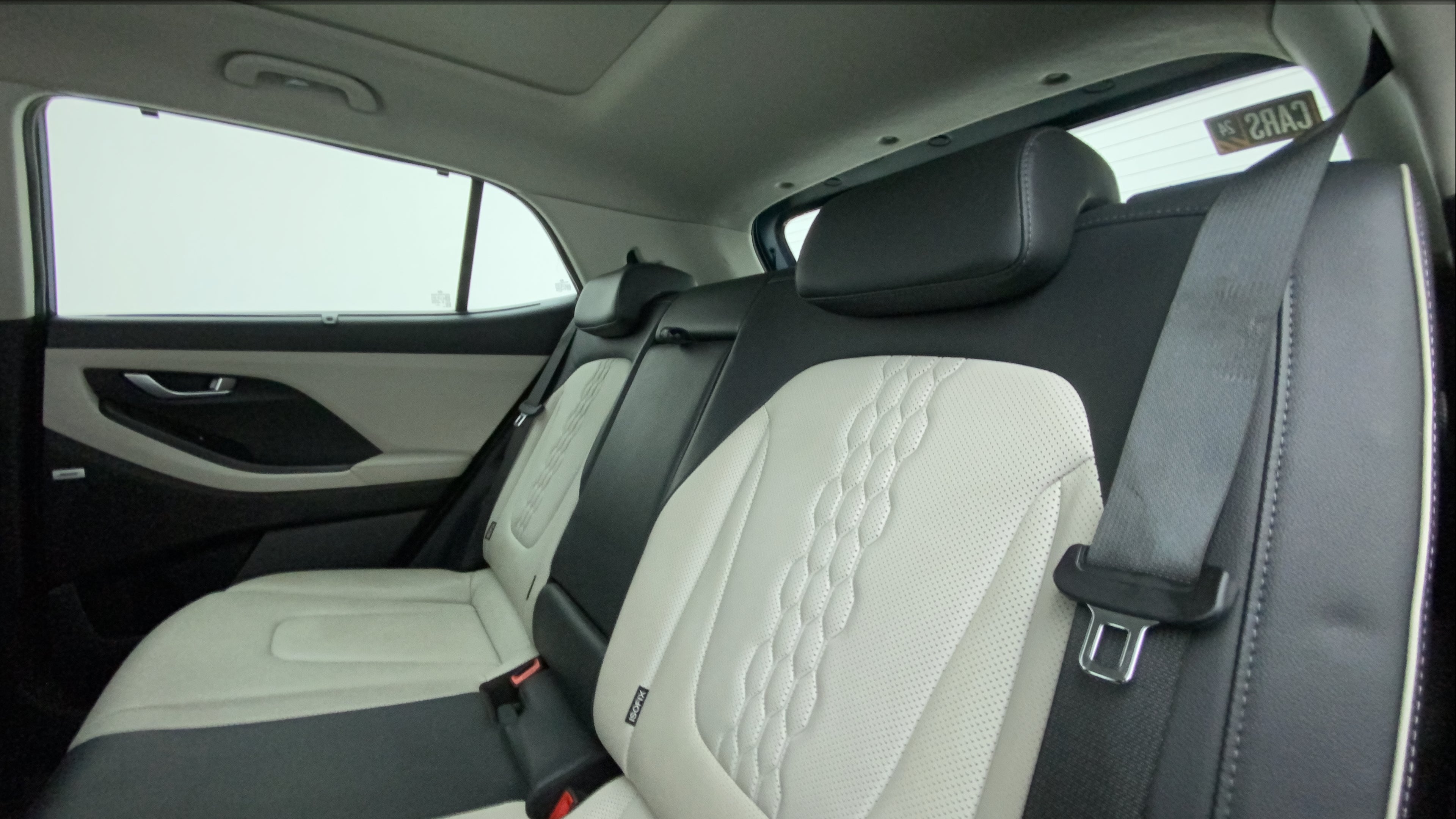 Rear seat view of a Hyundai Creta 2018-2023