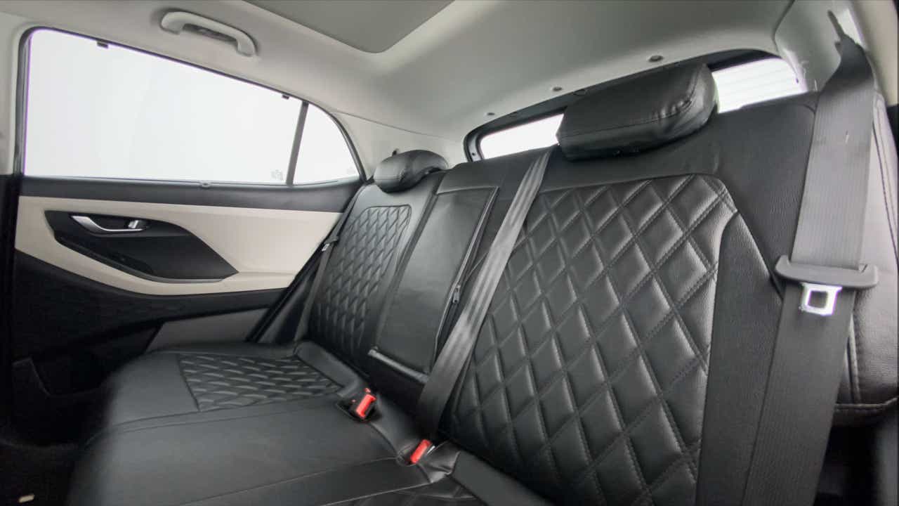 Rear seat view of a Hyundai Creta 2018-2023