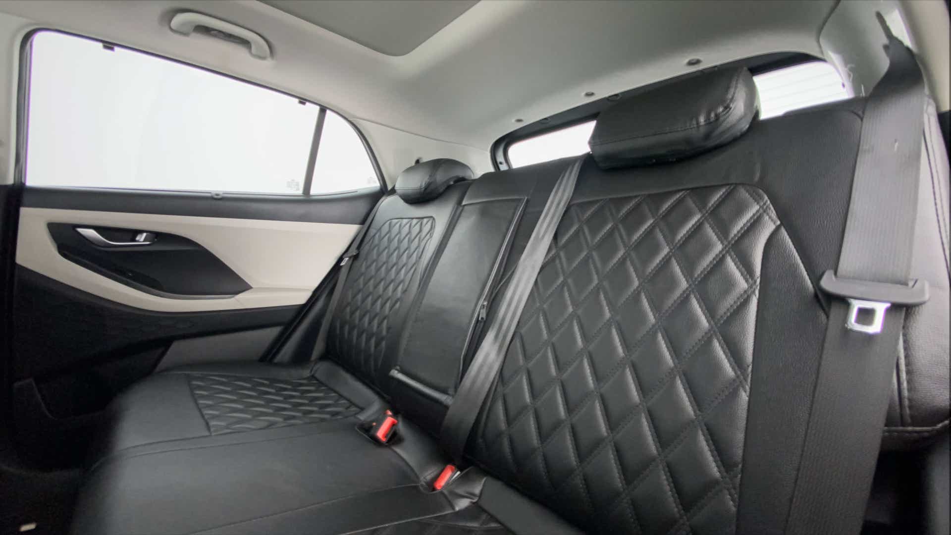 Rear seat view of a Hyundai Creta 2018-2023