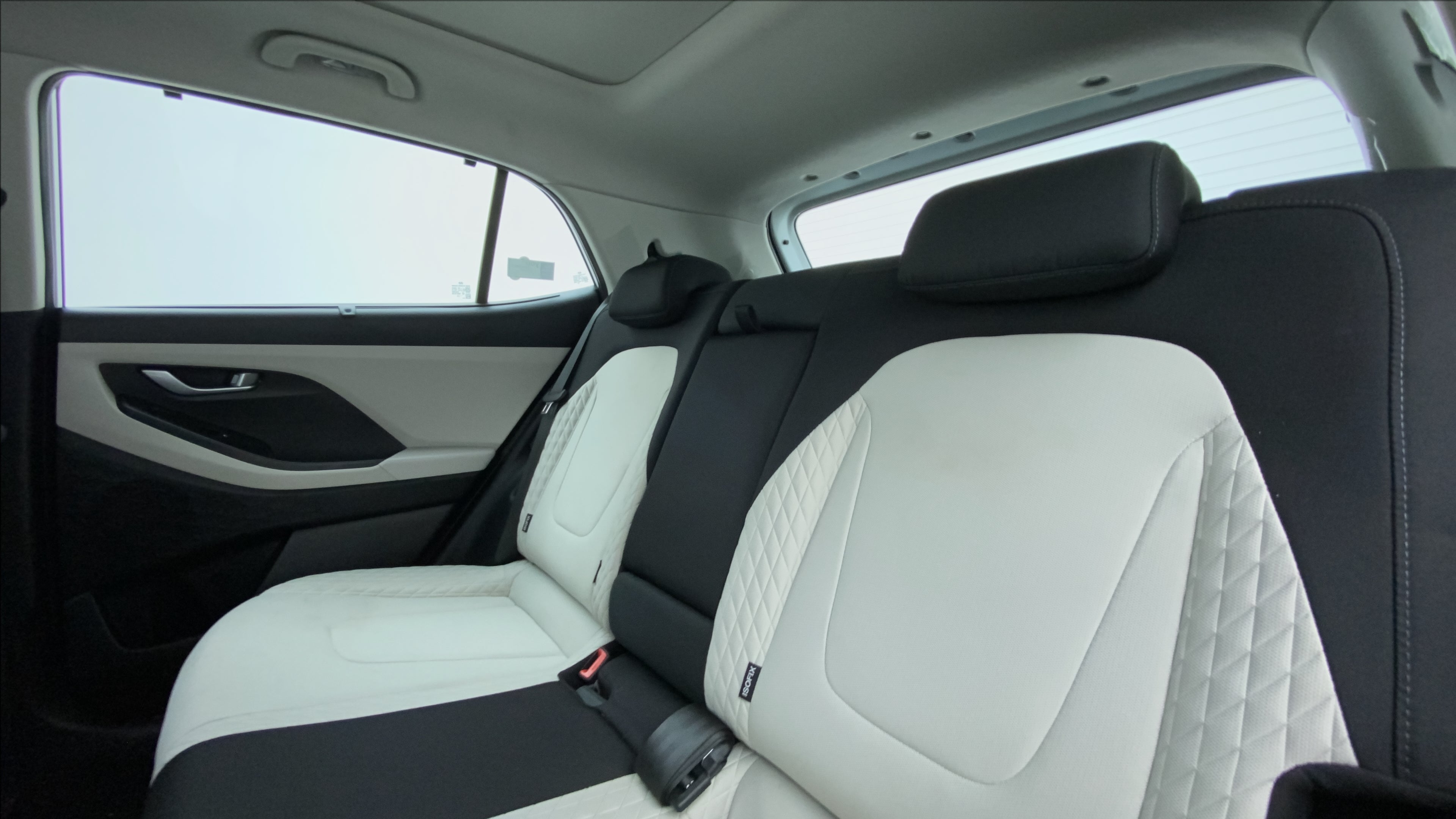 Rear seat view of a Hyundai Creta 2018-2023